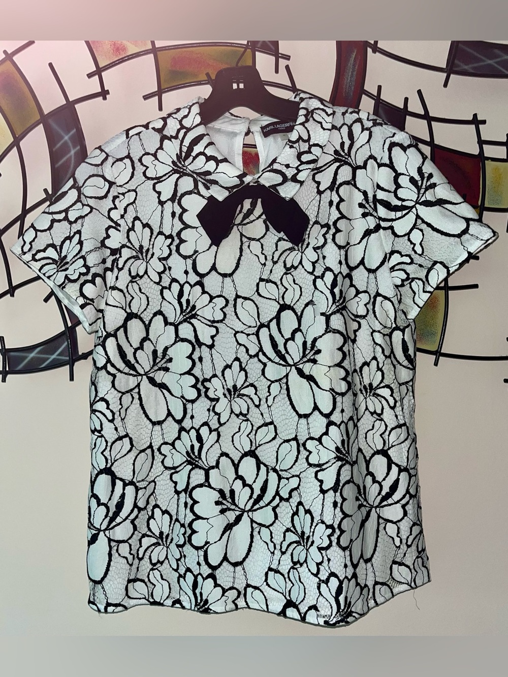 KARL LAGERFELD PARIS Floral Lace Short Sleeve Top with Bow Collar, Size 12